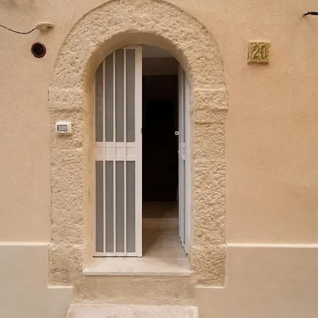 Appartement Guesthost - Ortigia Colourful Syracuse