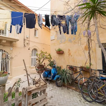 Guesthost - Ortigia Colourful * Syracuse